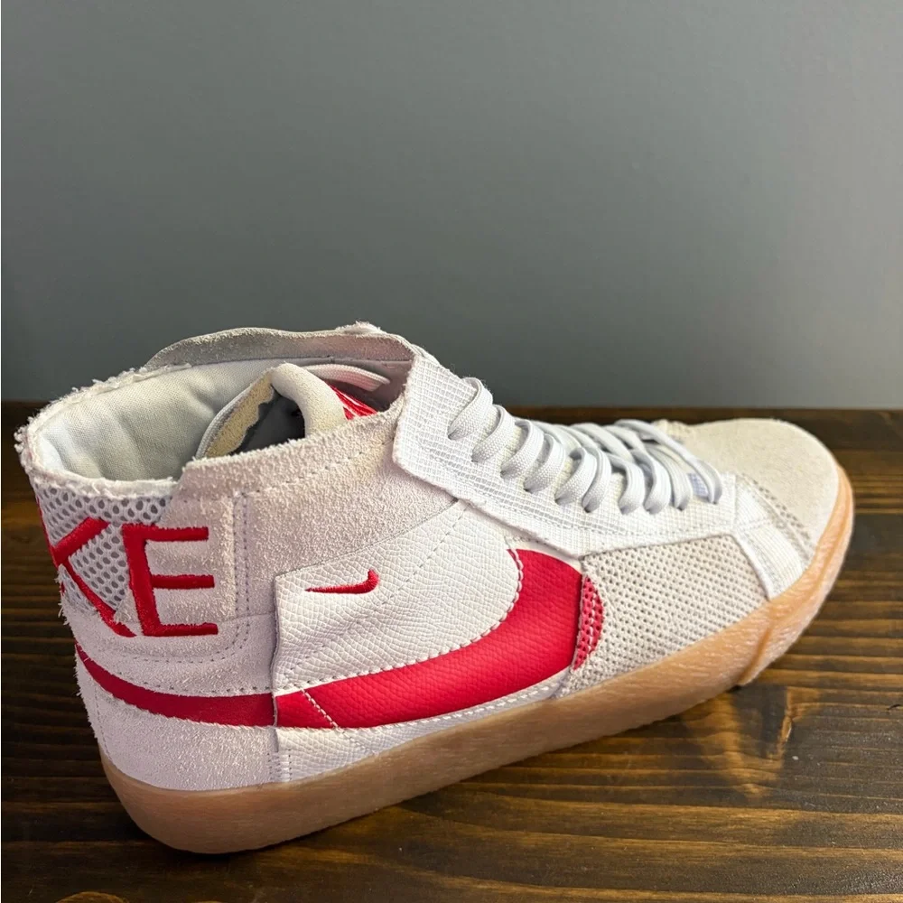 Nike SB Zoom Blazer Mid Premium Deconstructed Platinum University Red Gum Men 9